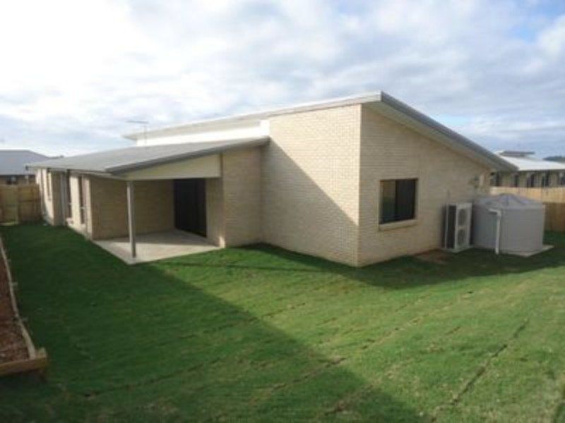 19 Halifax Place, Rural View QLD 4740, Image 2