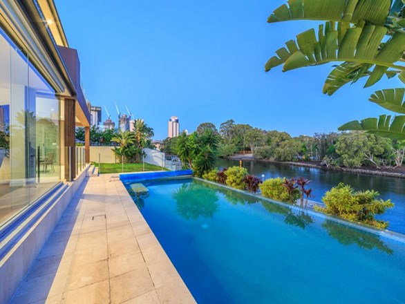 62 Monaco Street, Broadbeach Waters QLD 4218