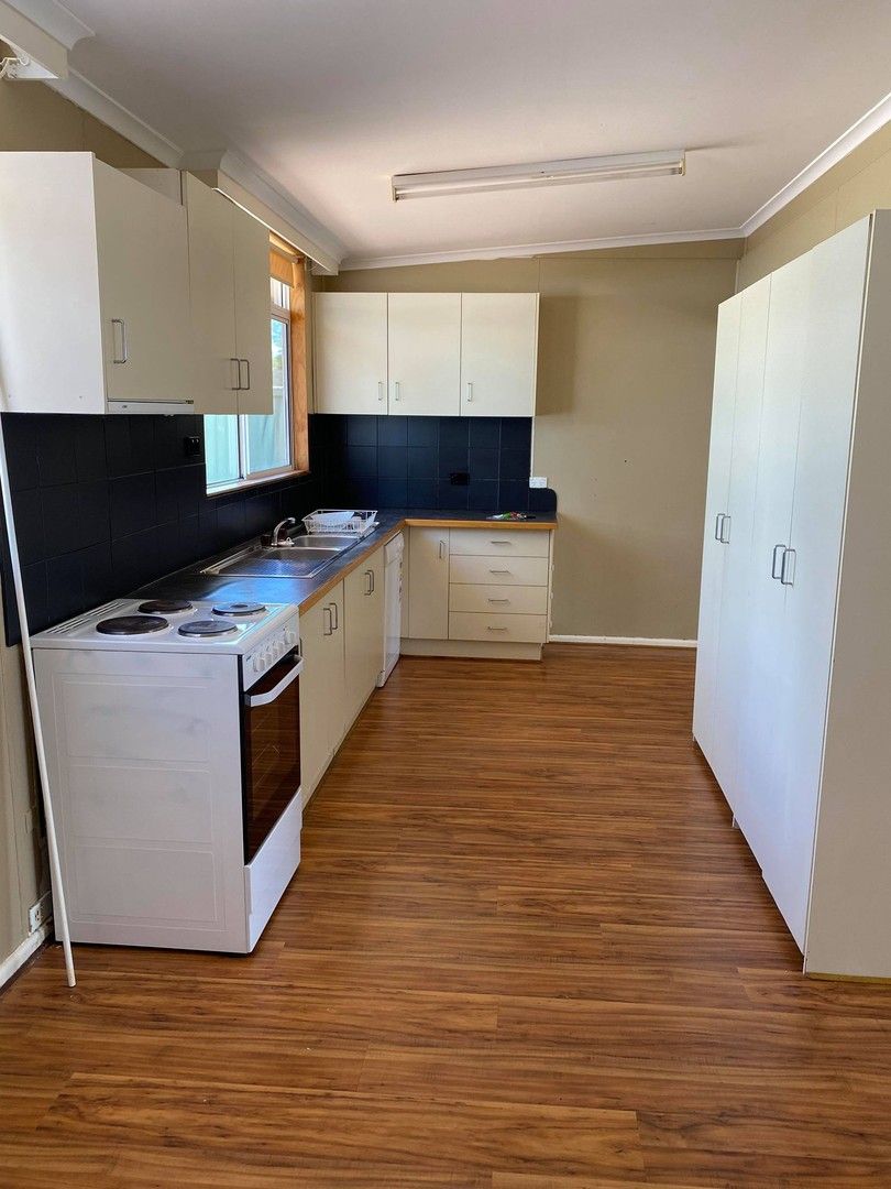 3 bedrooms House in 88 Axehead Rd ROXBY DOWNS SA, 5725