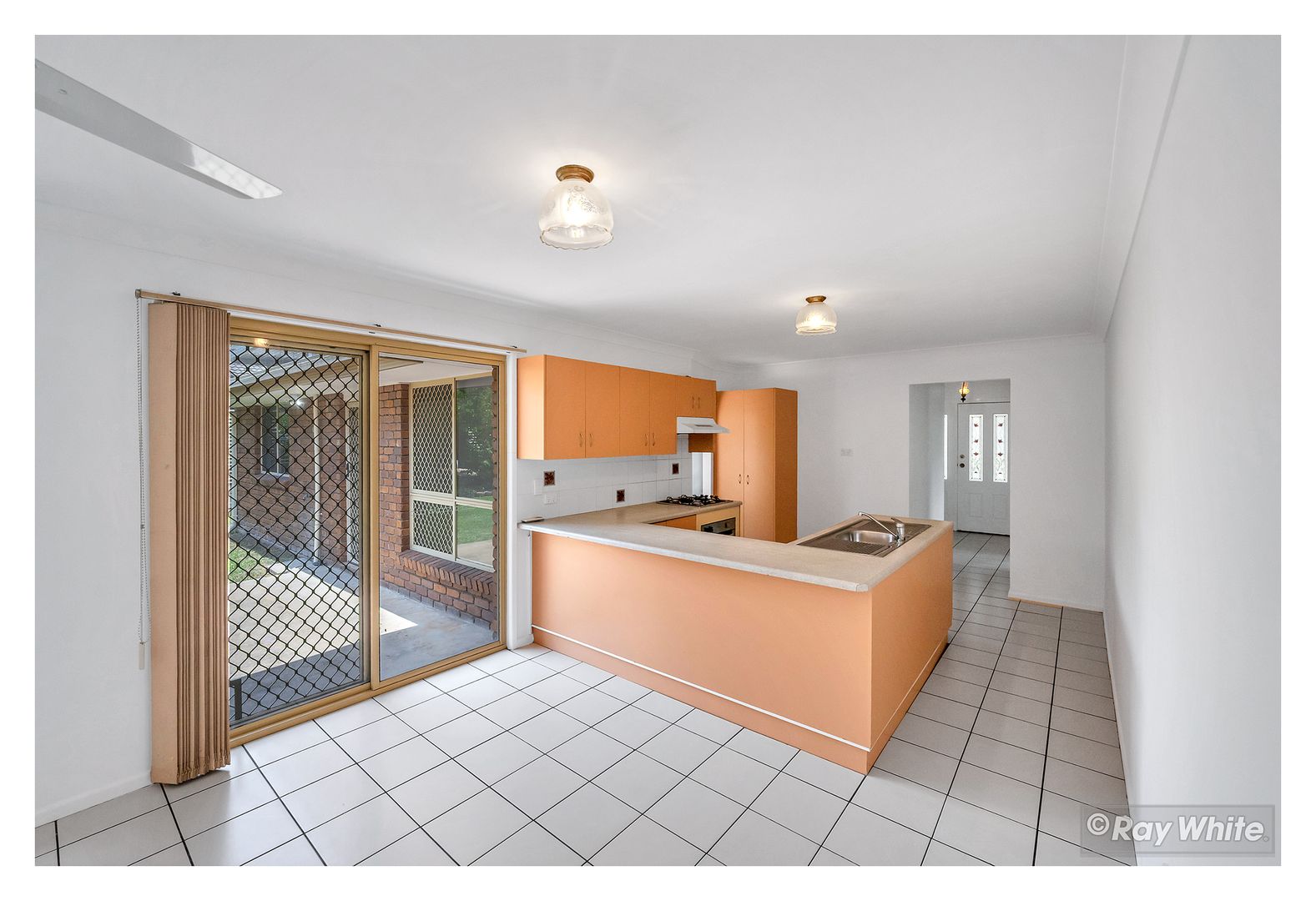 24 Kavanagh Crescent, Koongal QLD 4701, Image 2