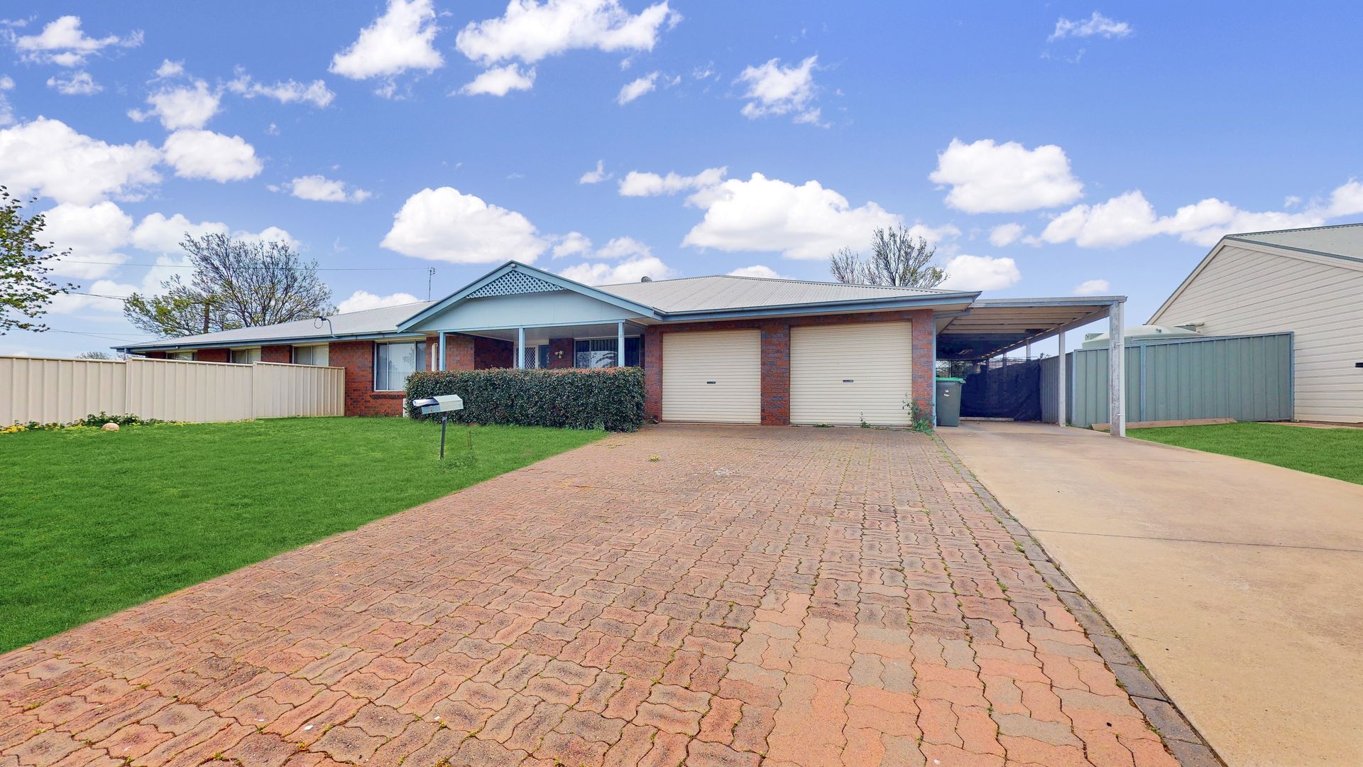 8 Doncaster Avenue Dubbo Nsw 2830 Domain