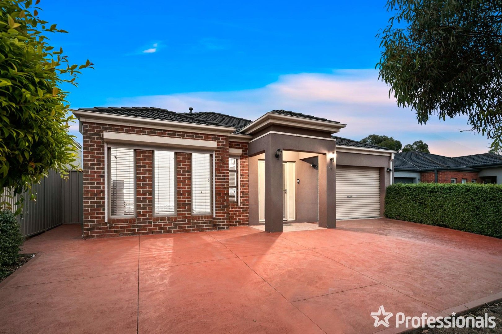 12 Barrwang Street, Cairnlea VIC 3023, Image 0