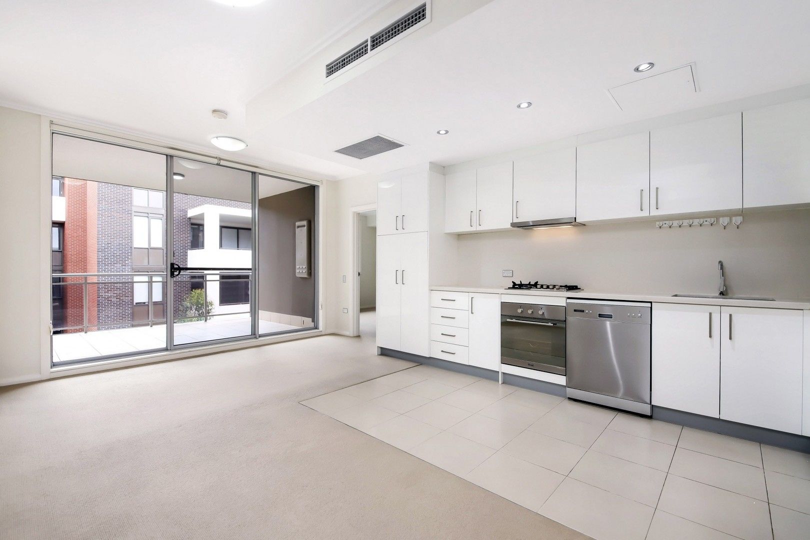 2 bedrooms Apartment / Unit / Flat in 17/27-33 Boundary Street ROSEVILLE NSW, 2069