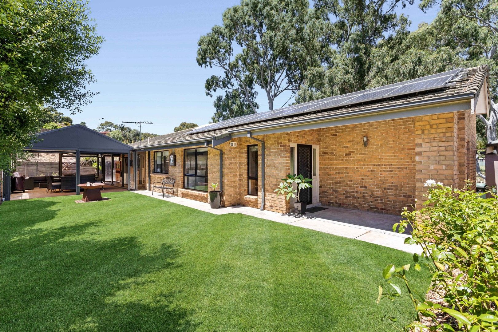 4 bedrooms House in 5 Lexcen Grove HAPPY VALLEY SA, 5159