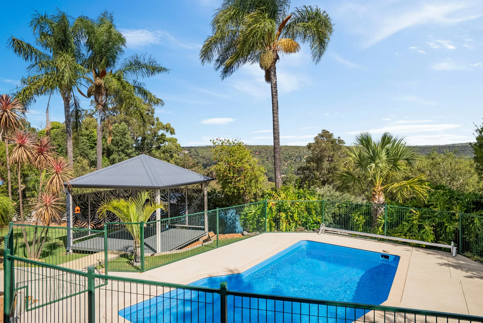 Additional image 2 of 8 Russelia Way, Roleystone WA 6111