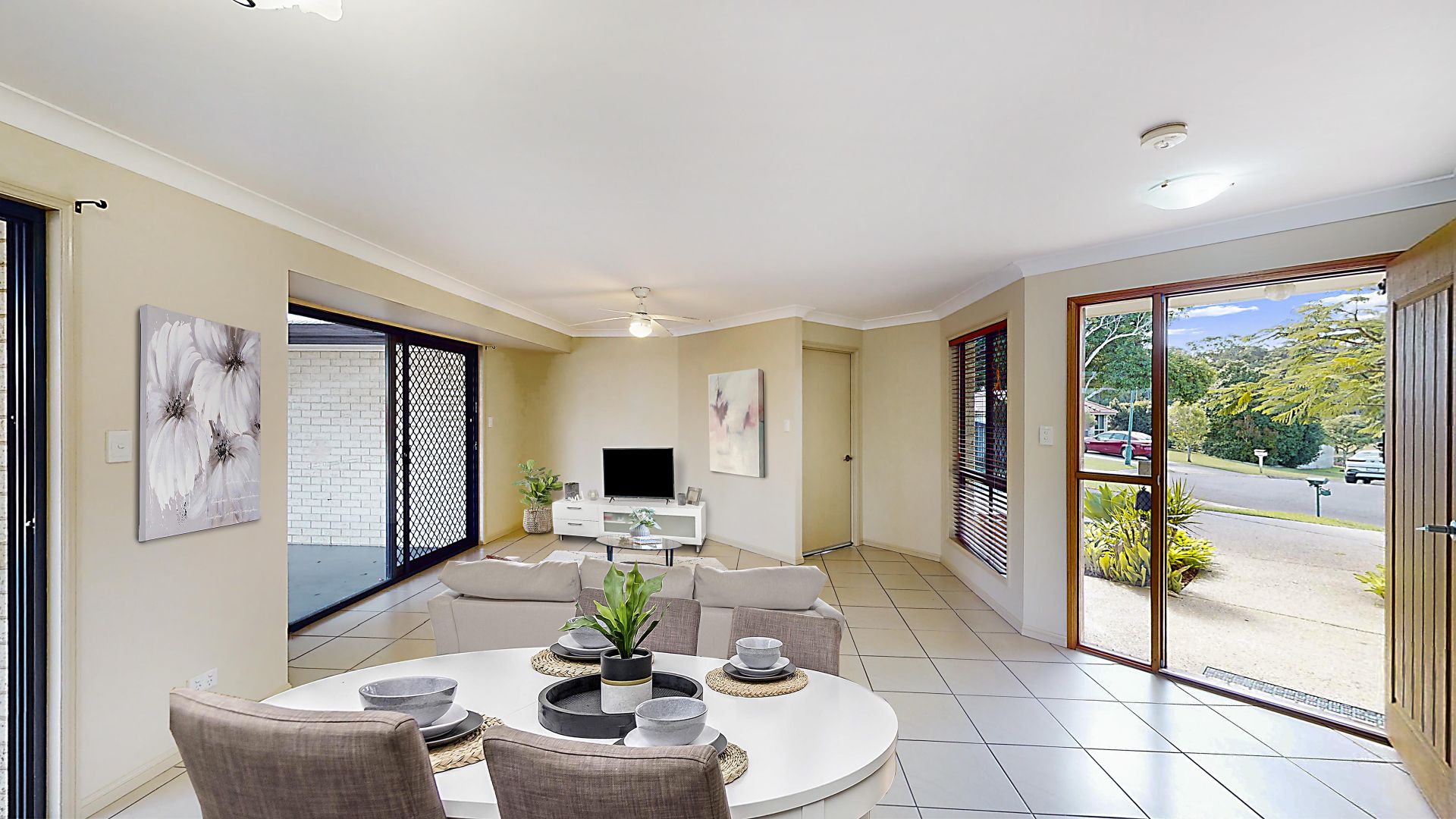 7 Nazeby Crescent, Tewantin QLD 4565, Image 2