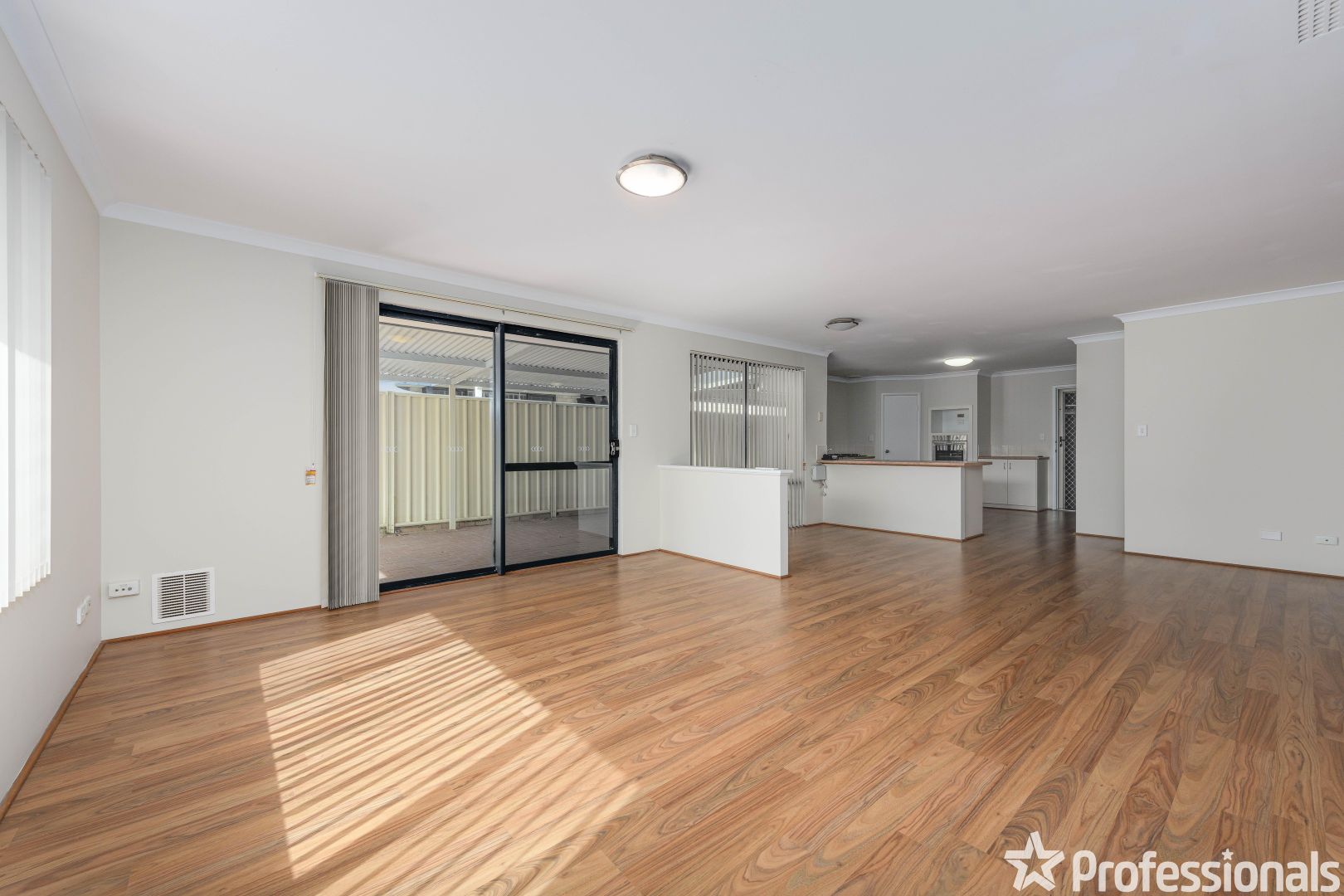 11 Salton Street, Secret Harbour WA 6173 House For Rent 600 Domain