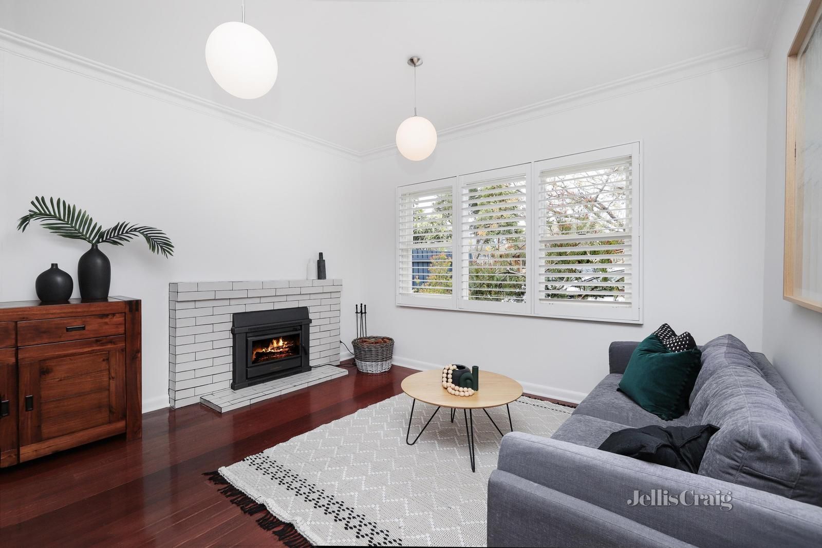 2/25-27 Thorpe Street, Newport VIC 3015, Image 2