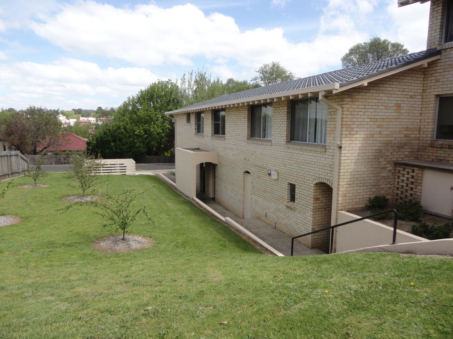 3/119 A Kirkwood Street, Armidale NSW 2350 Apartment For Rent 320