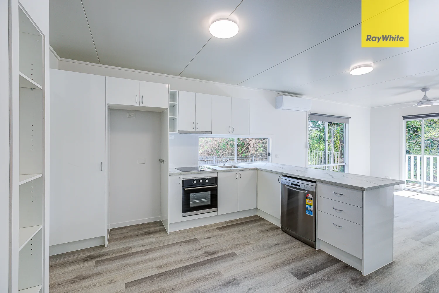 Additional image 4 of 40 A Elm Avenue, Woodridge QLD 4114