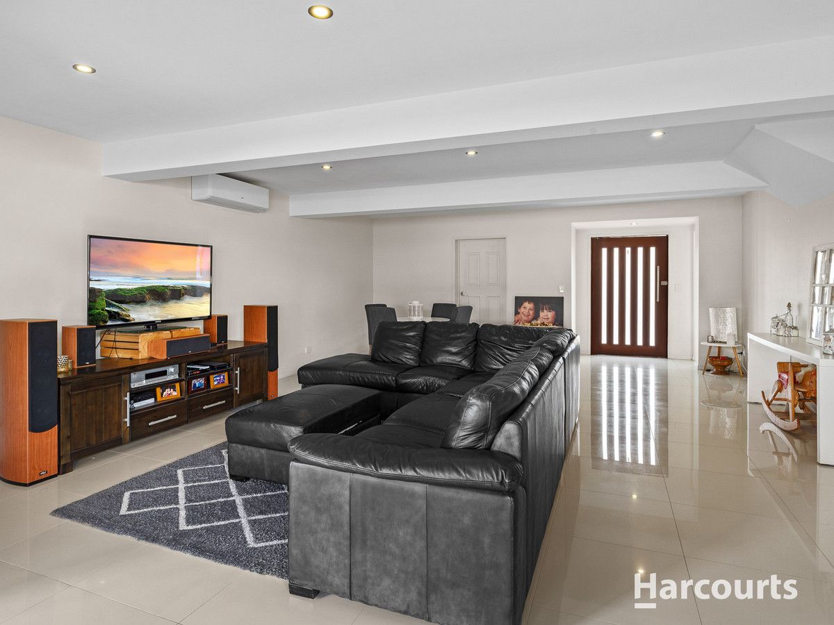 12 Bassey Street, McDowall QLD 4053, Image 2