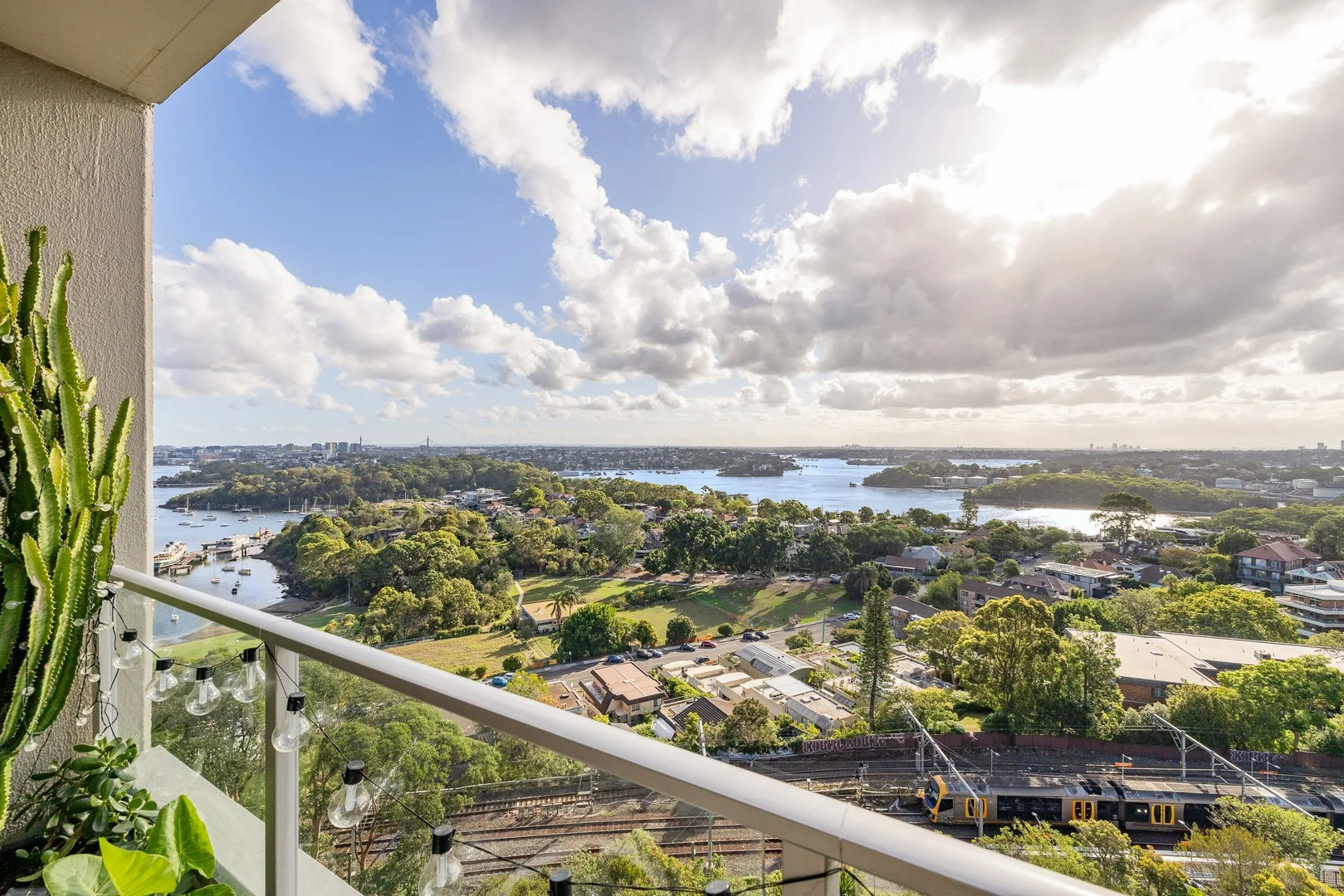 Primary image of 40/10 Carr Street, Waverton NSW 2060