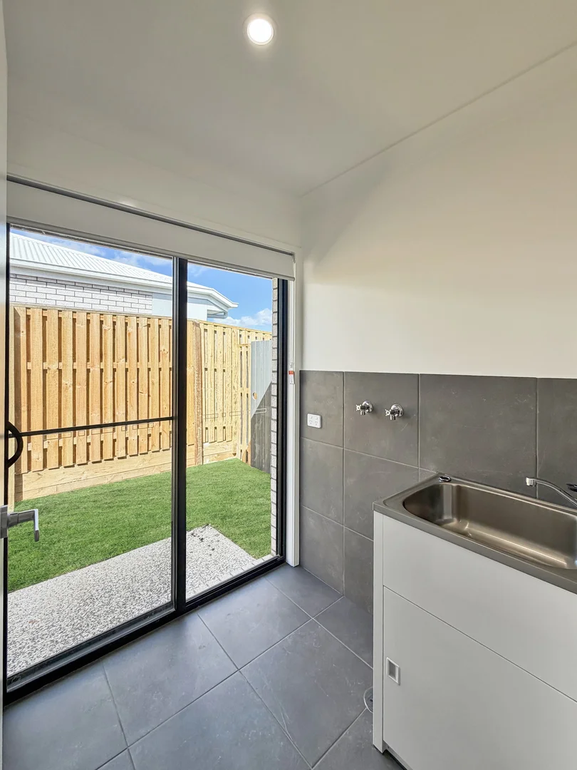 Additional image 10 of 7 Lily Pilly Street, Collingwood Park QLD 4301