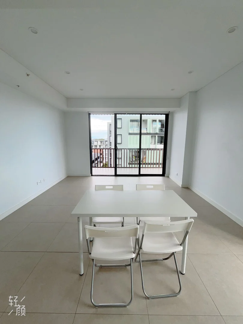 Additional image 11 of WeChat: KRL119 L8/103 Dalmeny ave, Rosebery NSW 2018