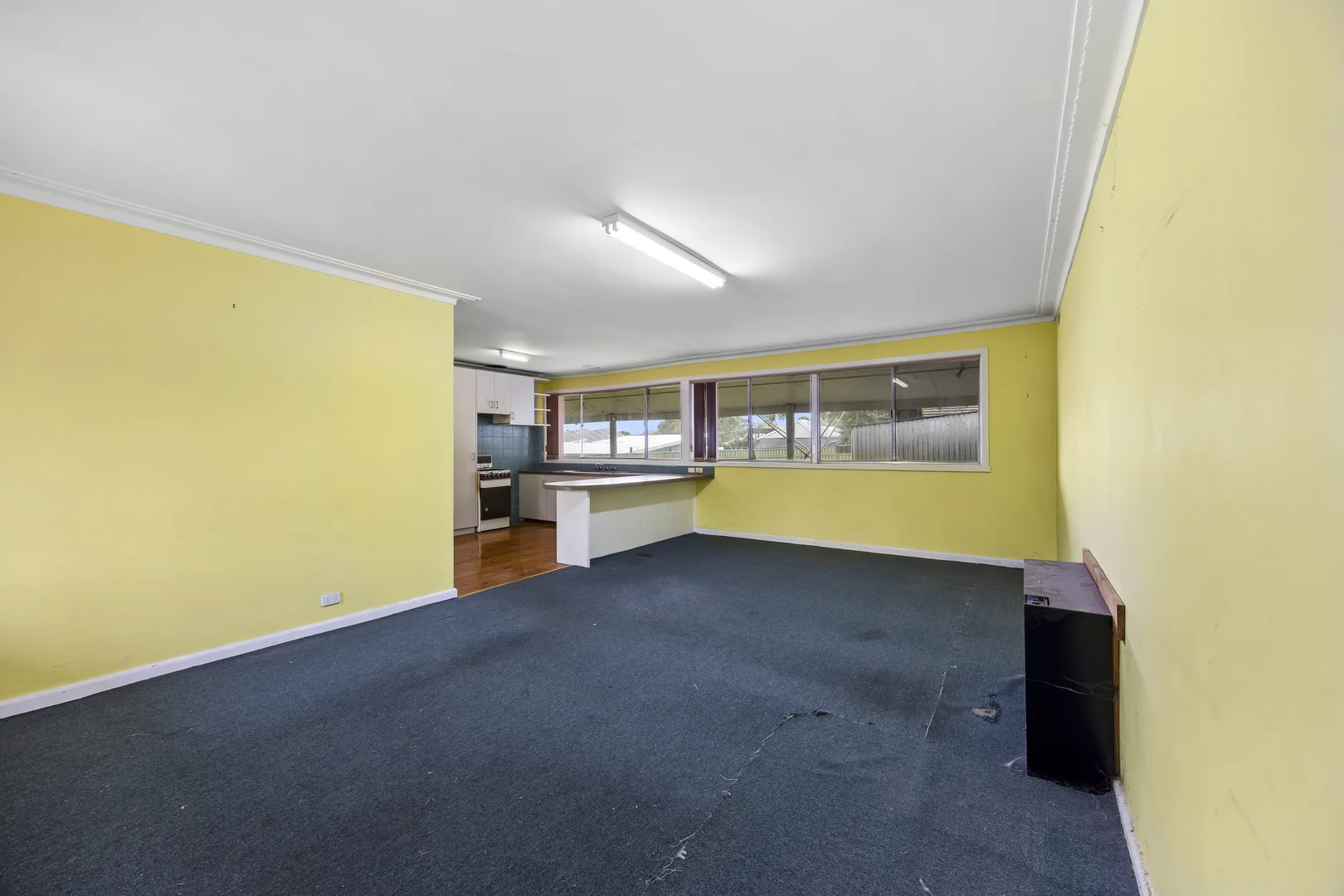 Additional image 4 of 402-404 Richards Street, Canadian VIC 3350