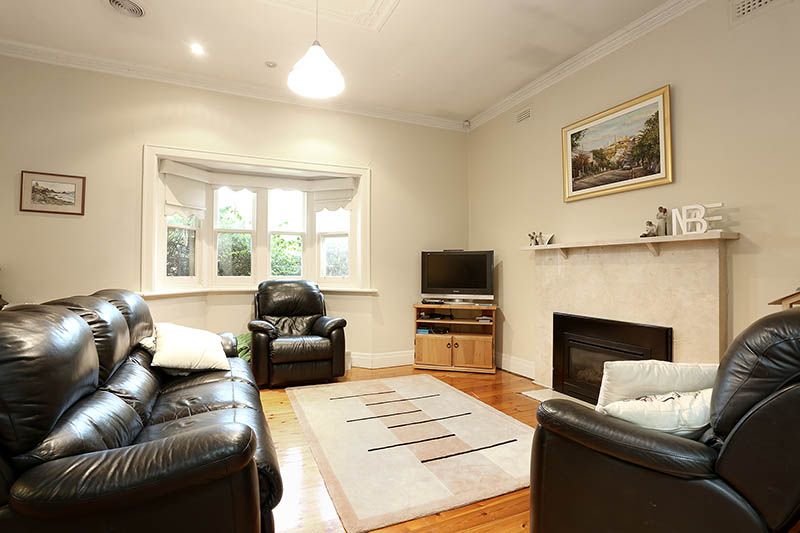 3 bedrooms House in 14 Cheffers Street MOONEE PONDS VIC, 3039