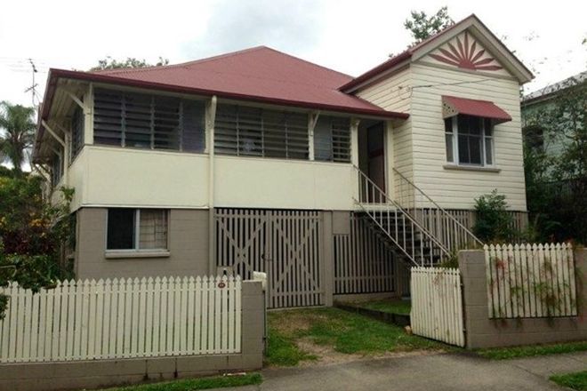 Picture of 38 Railway Terrace, DUTTON PARK QLD 4102