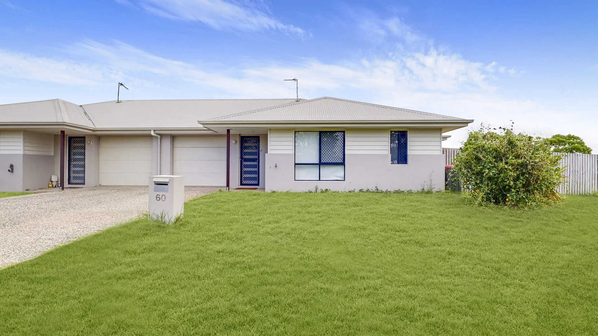 2/60 Daydream Circuit, Burdell QLD 4818