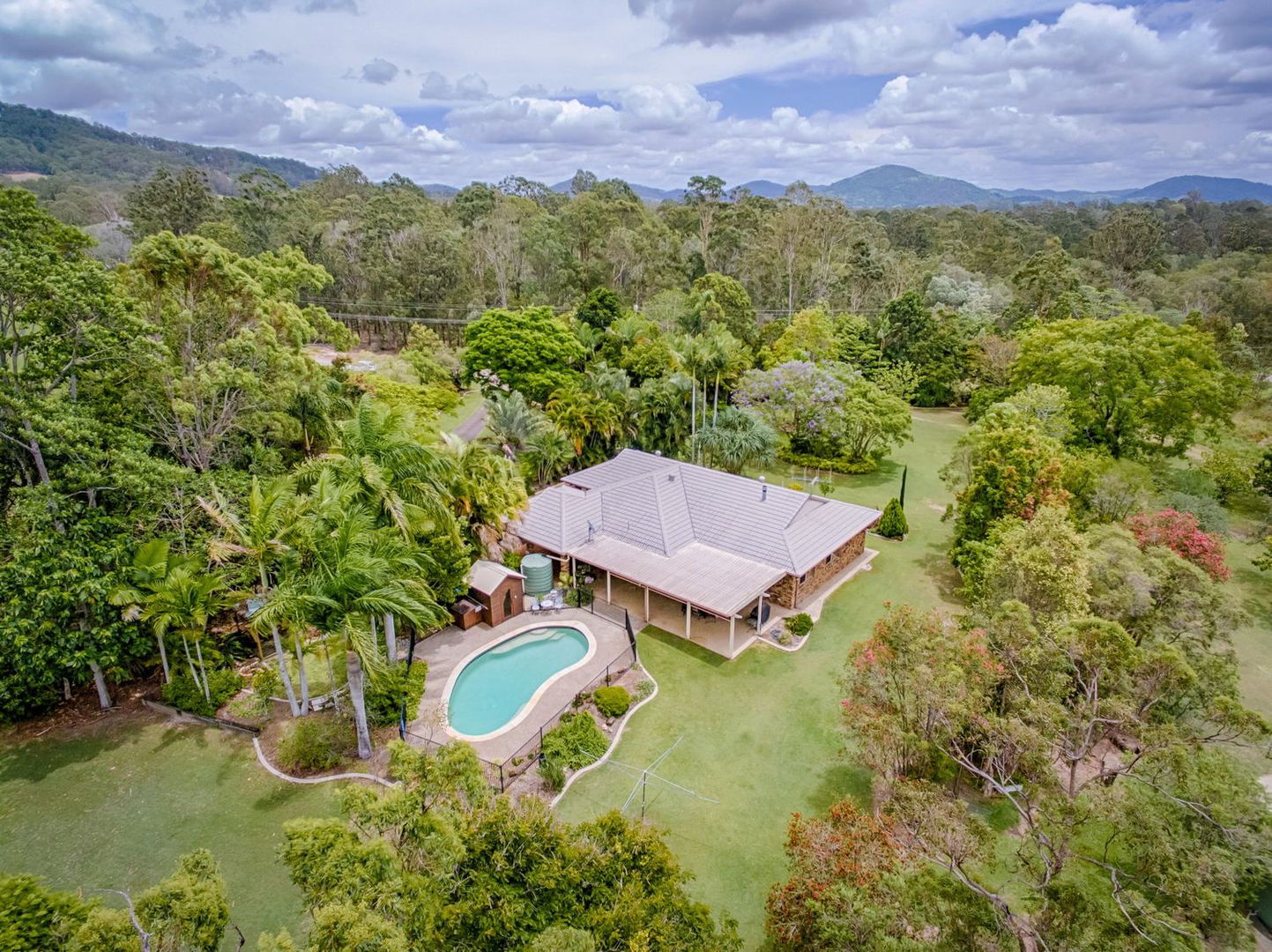 116 Cunningham Road, Goomboorian QLD 4570, Image 2