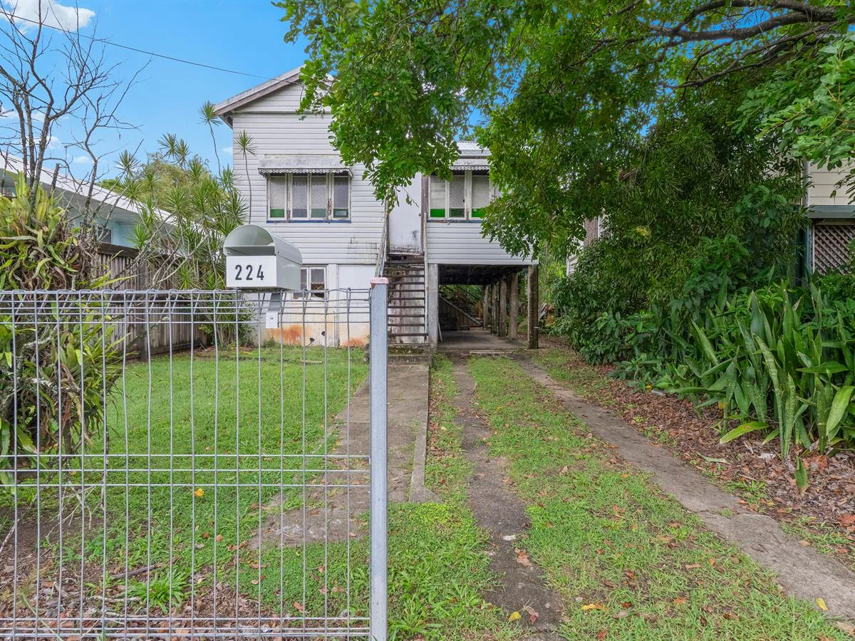 220-224 Sheridan Street, Cairns North QLD 4870