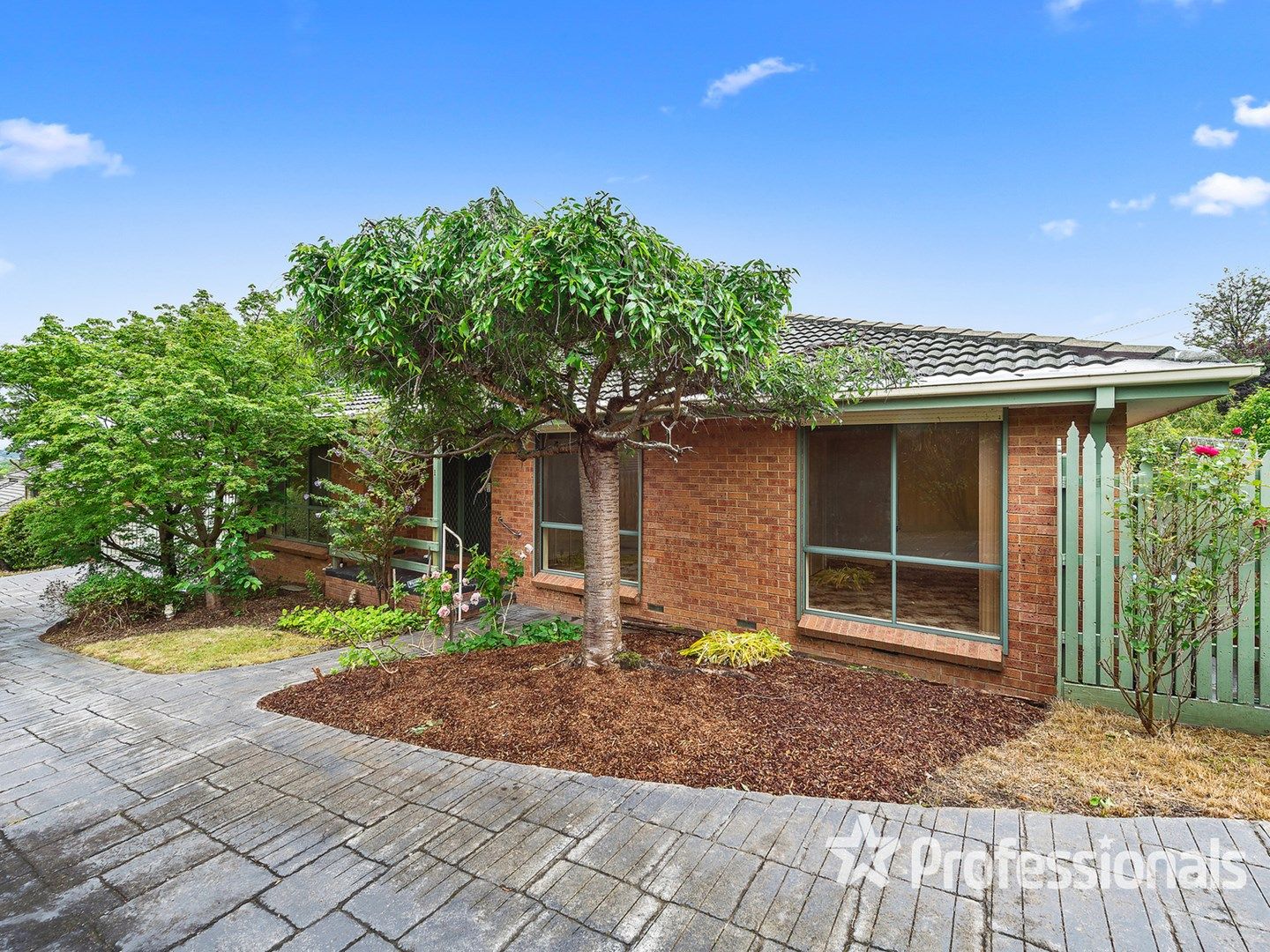 1/11 Meadow Road, Croydon North VIC 3136, Image 0