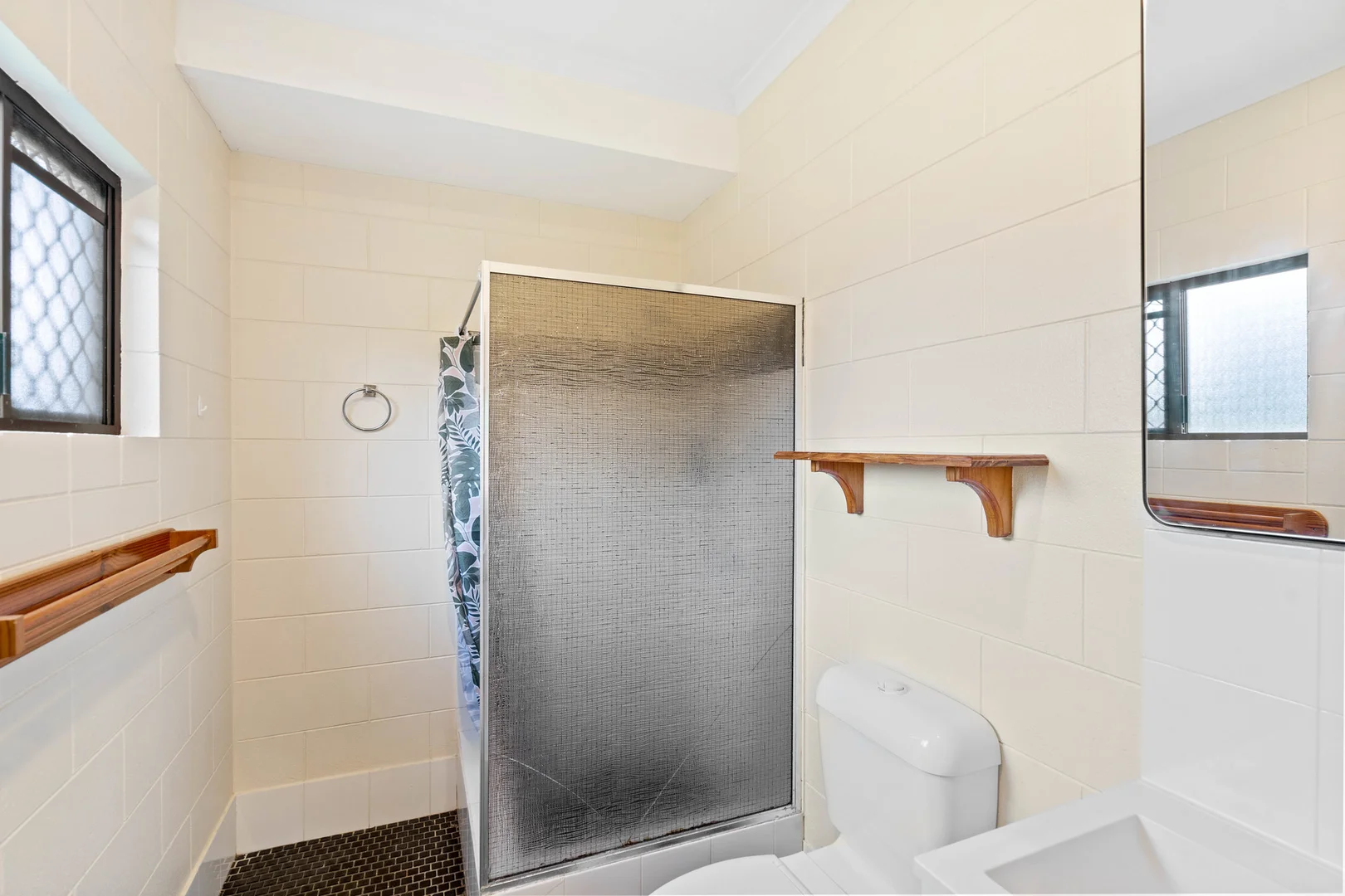 Additional image 10 of 31 McFarlane Drive, Kanimbla QLD 4870