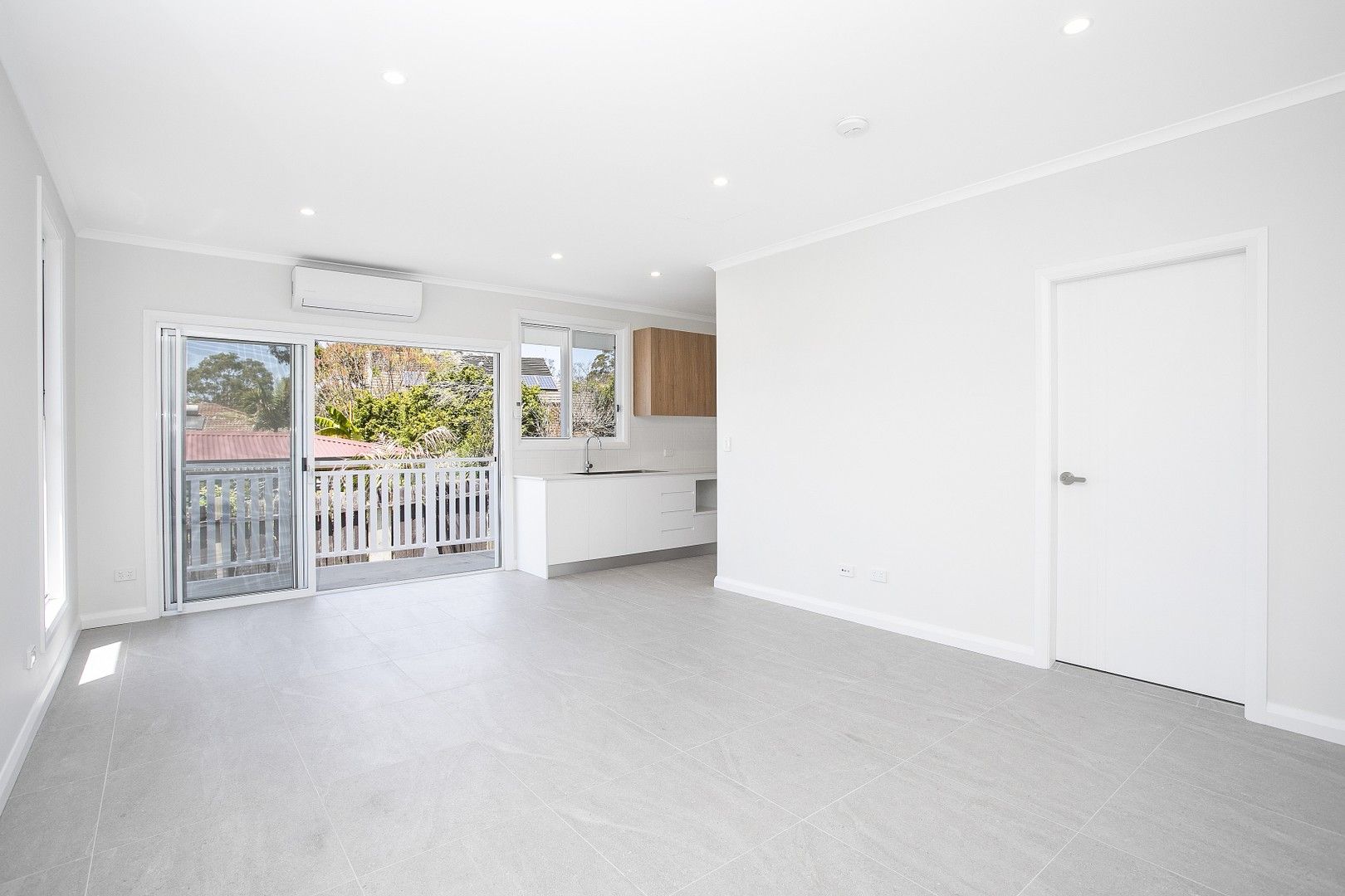 2 bedrooms Villa in 4a Prior  Close ILLAWONG NSW, 2234