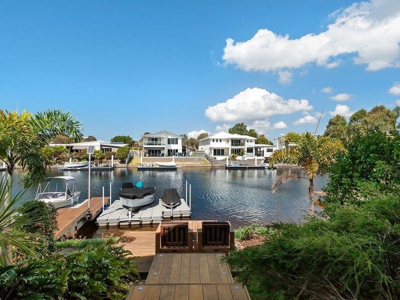 2/65 Whitehaven Way, Pelican Waters Property History & Address