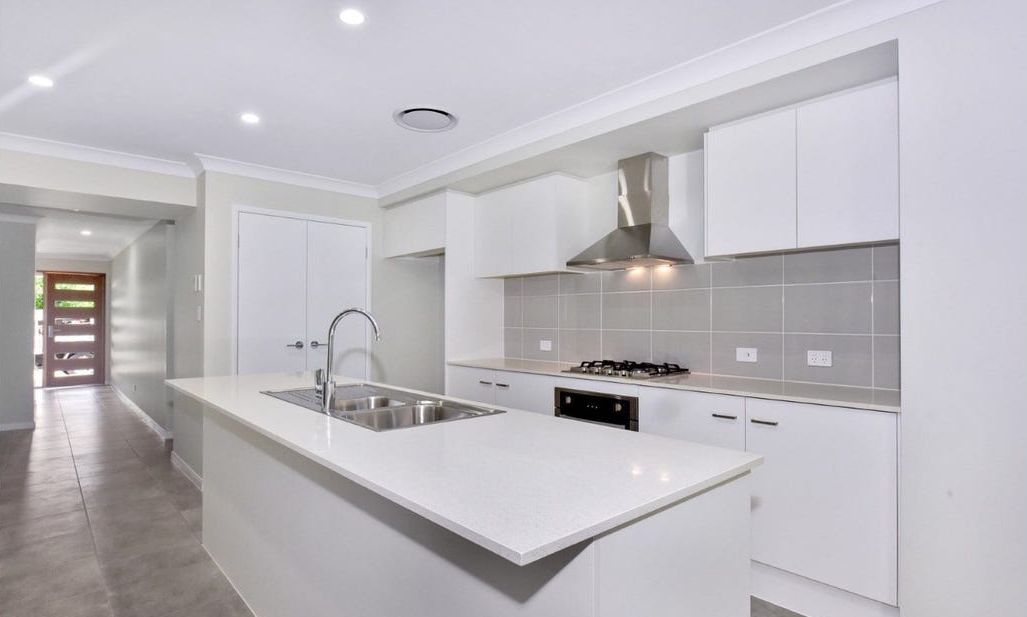 4 bedrooms House in 2/42 Reeves Street NARARA NSW, 2250