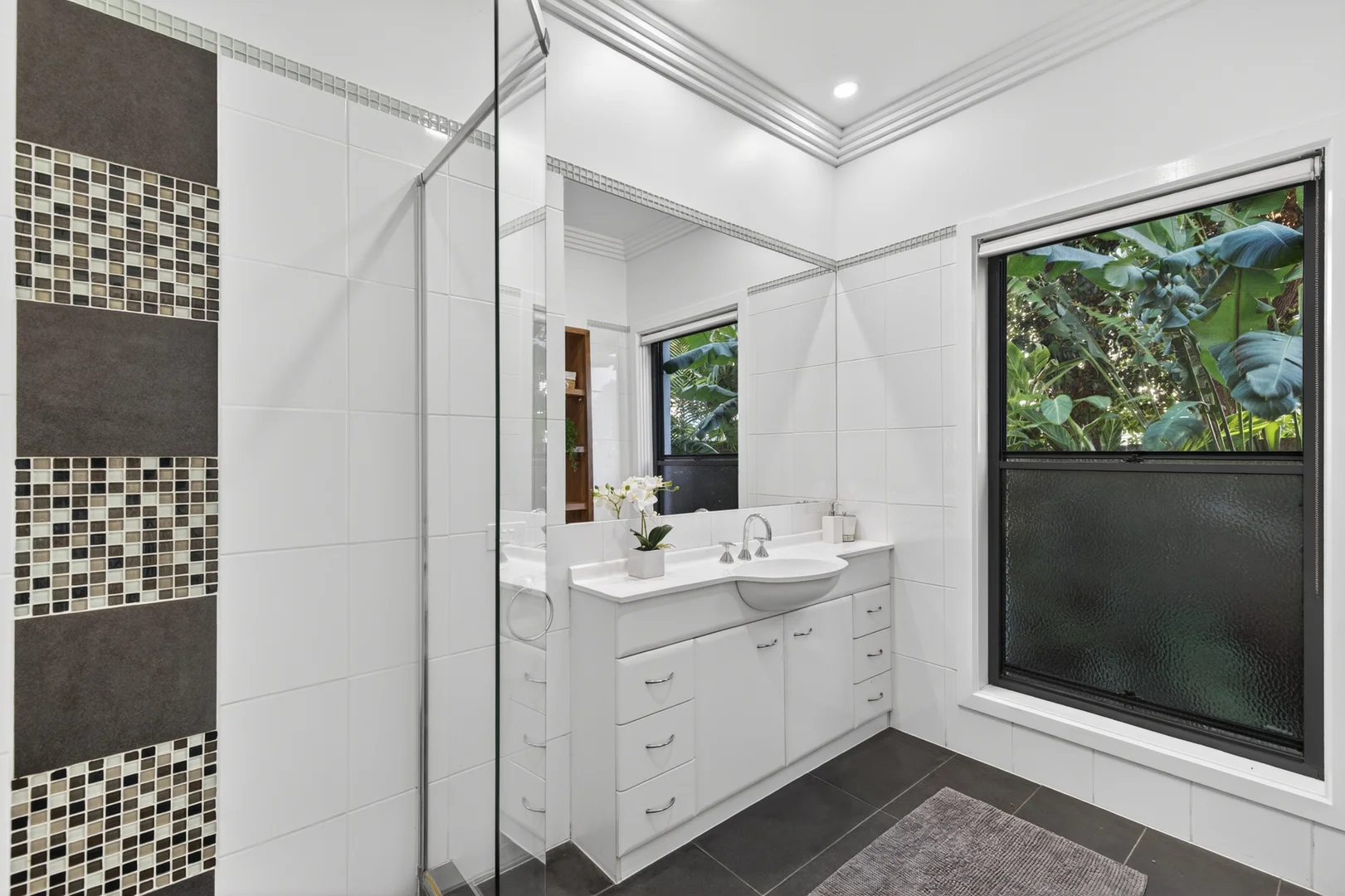 Additional image 33 of 3 Keirnan Street, Redland Bay QLD 4165