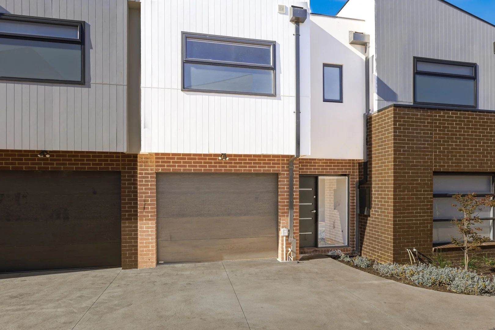 4/17 Mambourin Street, Werribee VIC 3030