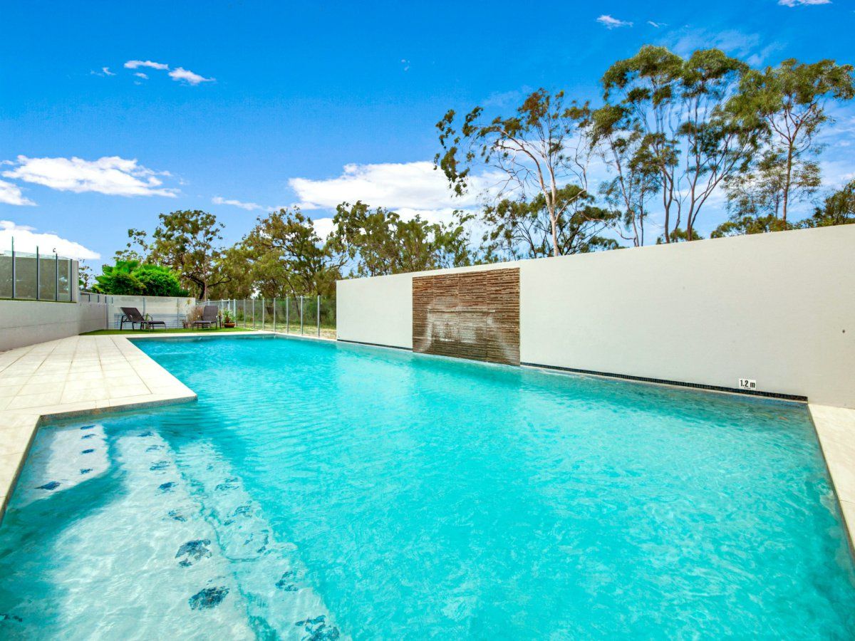 3/2 The Promenade, Boyne Island QLD 4680, Image 2