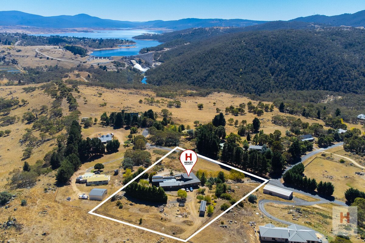 75 Snowgrass Drive, Jindabyne NSW 2627, Image 2