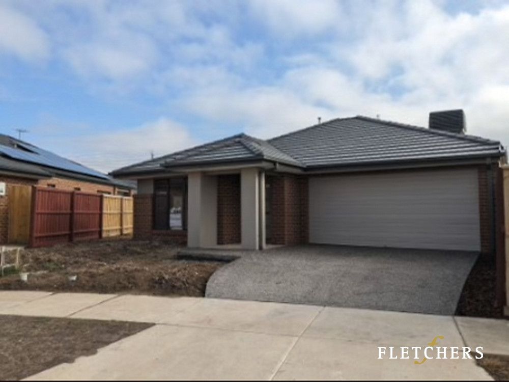 3 bedrooms House in 11 Spike Way CLYDE NORTH VIC, 3978
