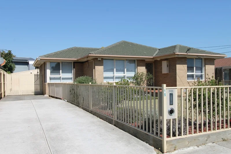 15 Gladstone Street, Thomastown VIC 3074