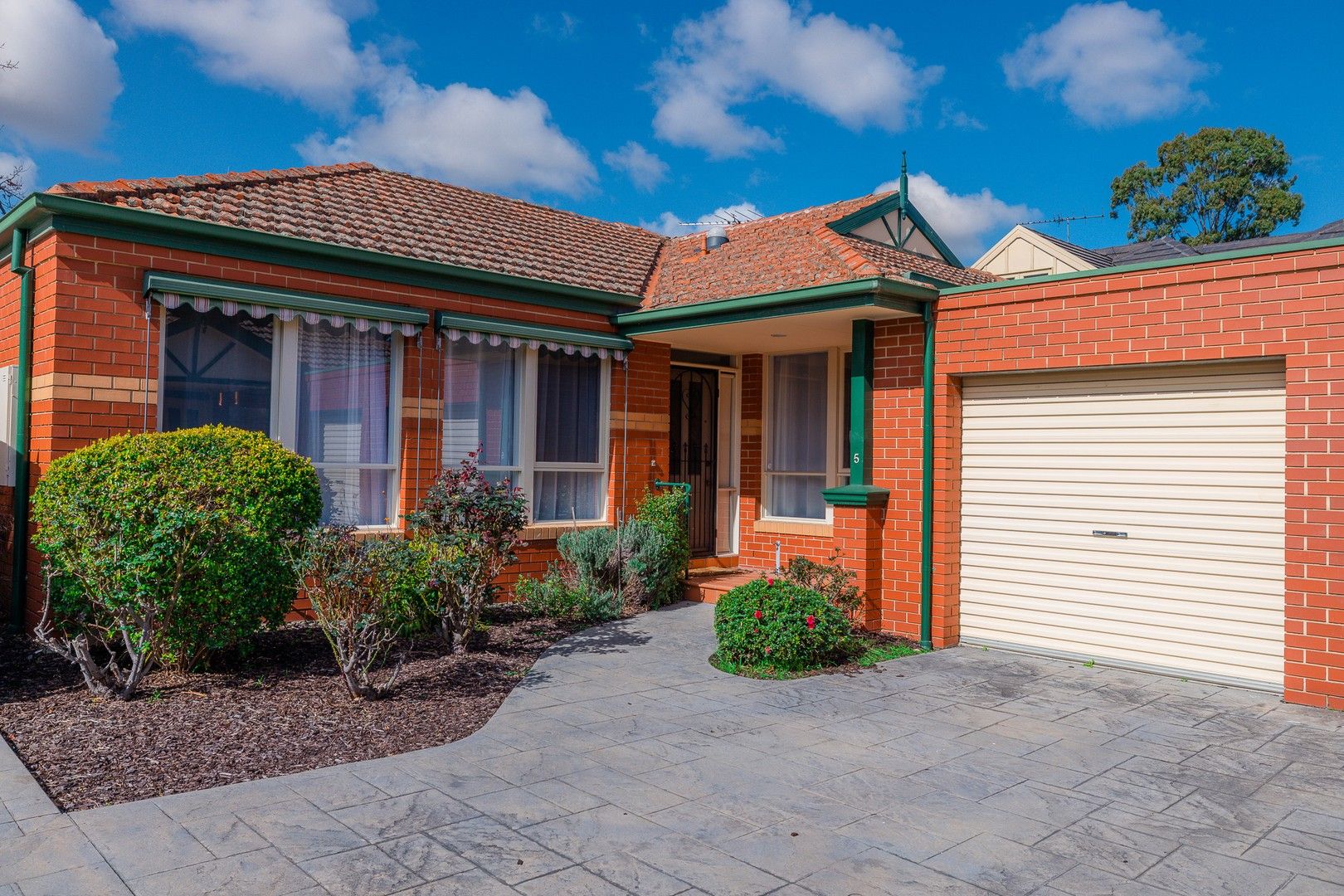 3 bedrooms Apartment / Unit / Flat in 5/18-22 Capon Street MALVERN EAST VIC, 3145