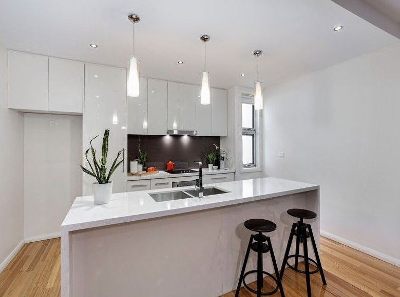 4 bedrooms Townhouse in 126 Tennyson Street KENSINGTON VIC, 3031