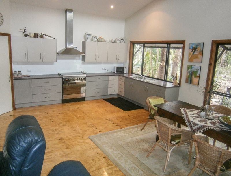 3 Belle Court Rainbow Beach Qld 4581 Domain