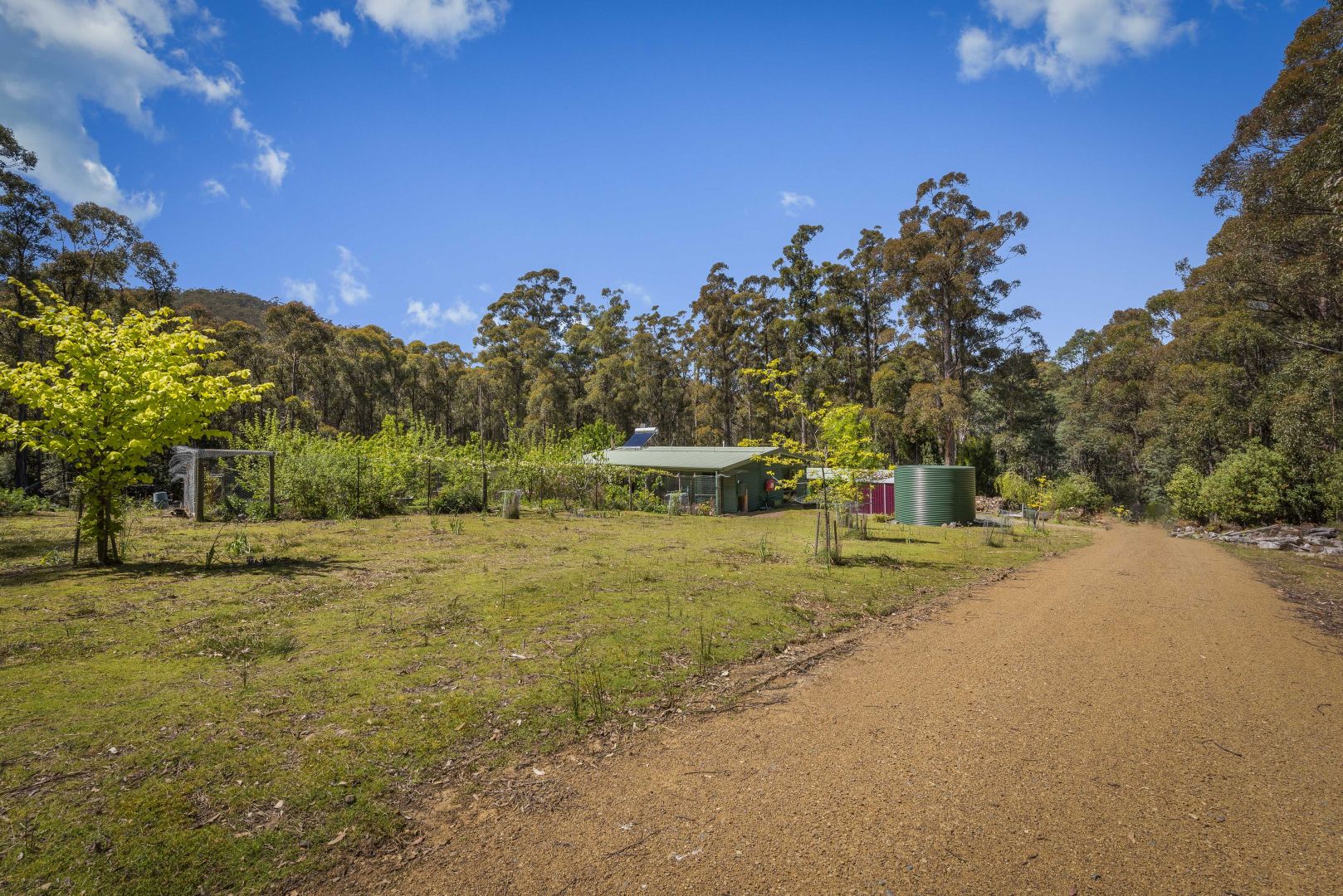 21 Menuggana Road, Fern Tree TAS 7054, Image 2