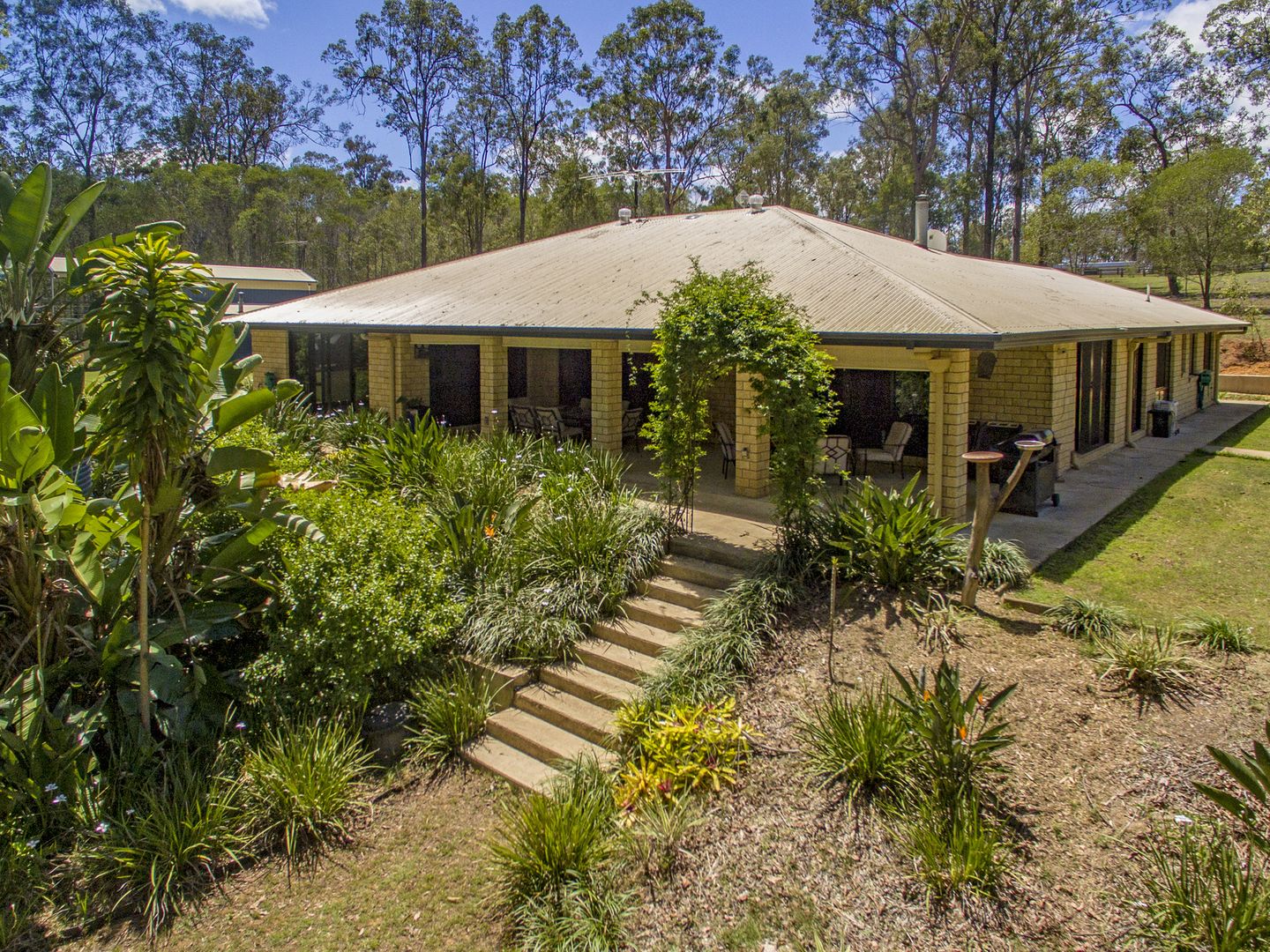 21 Royal Drive, Mount Hallen QLD 4312, Image 1