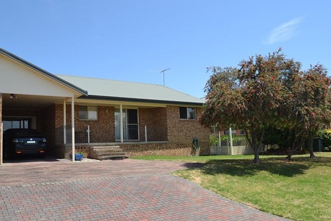 Picture of 1B Crestview Place, INVERELL NSW 2360