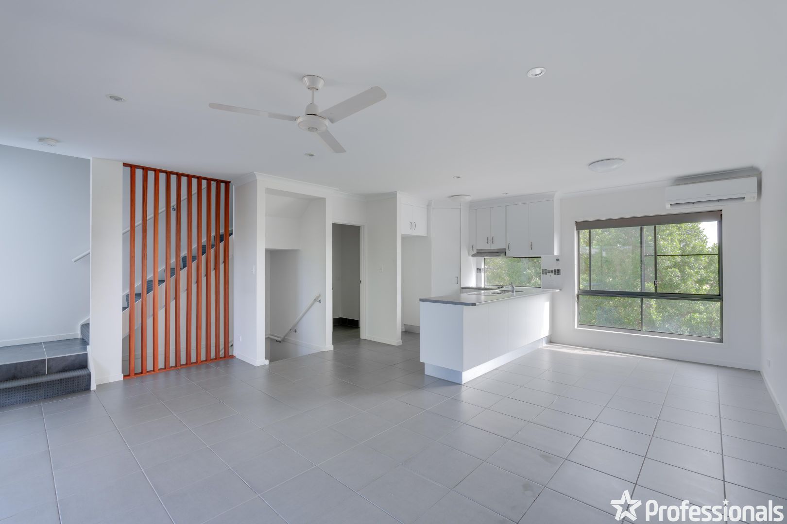 7/1 Coolum Court, Blacks Beach QLD 4740, Image 1