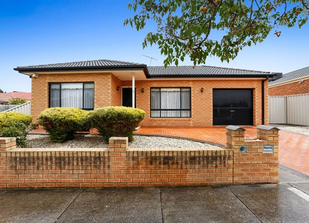 7 Colchester Circuit, Roxburgh Park VIC 3064