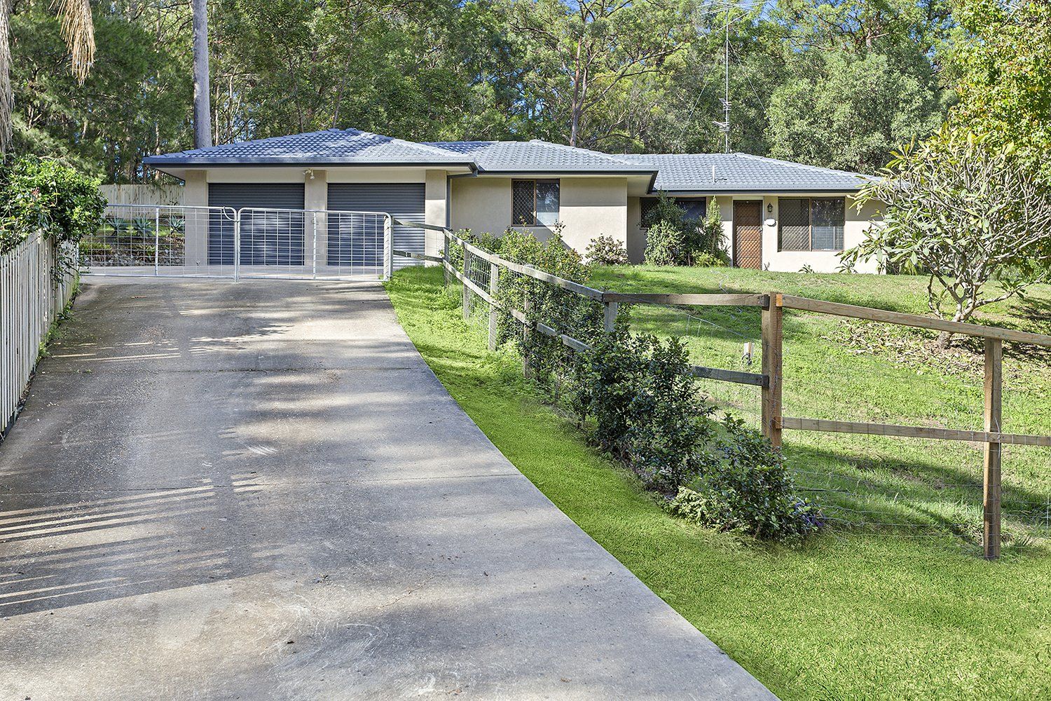 11b Viscount Drive, Tallai QLD 4213, Image 0