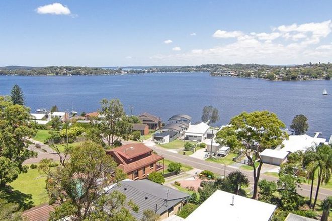 Picture of 87 Alkrington Avenue, FISHING POINT NSW 2283