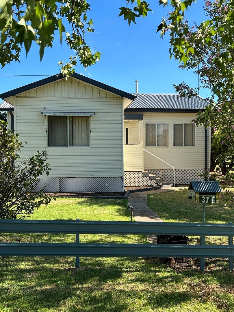 37 South Street, Grenfell NSW 2810, Image 0