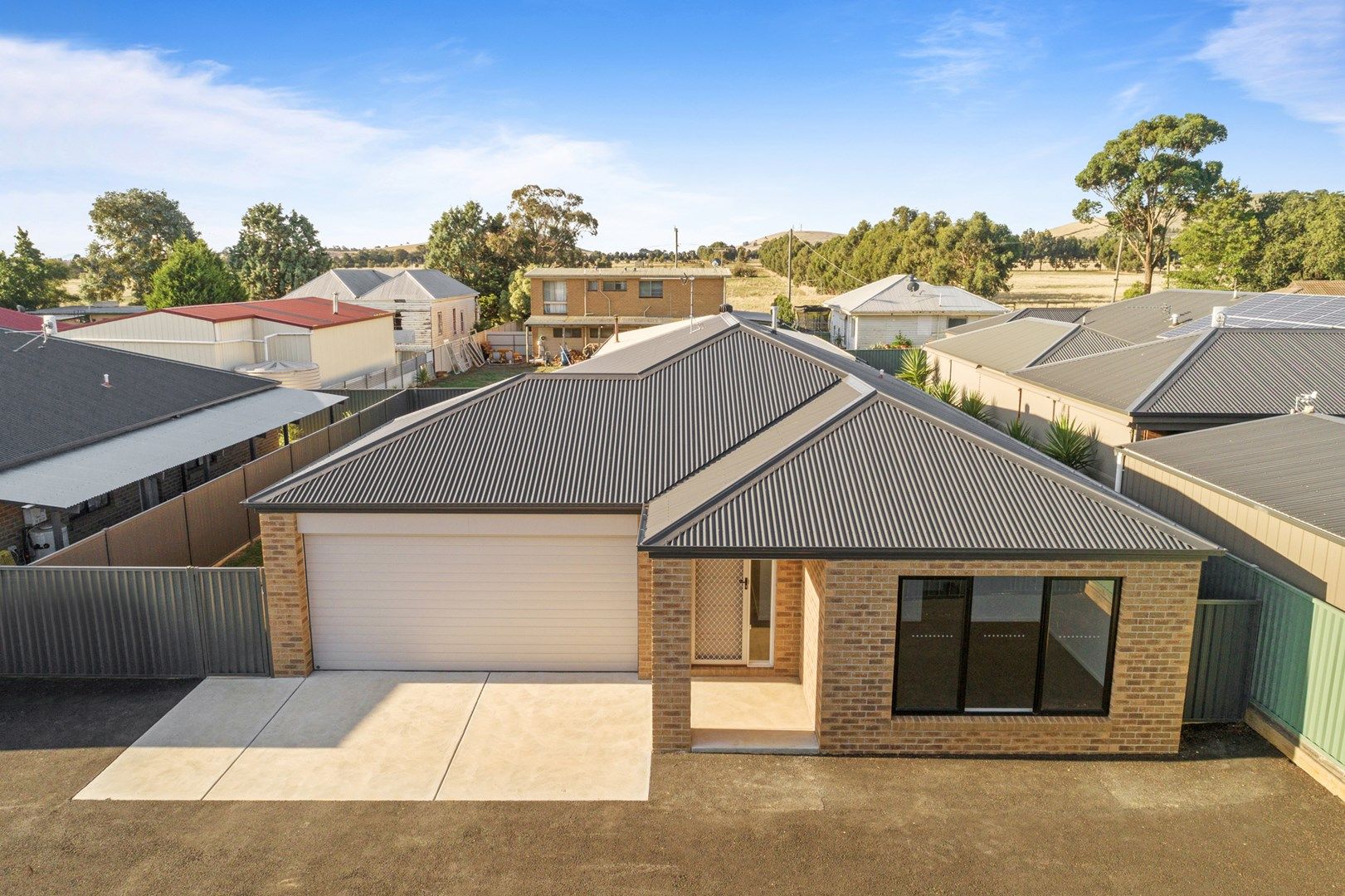 2/22A Lyons Street, Miners Rest VIC 3352, Image 0