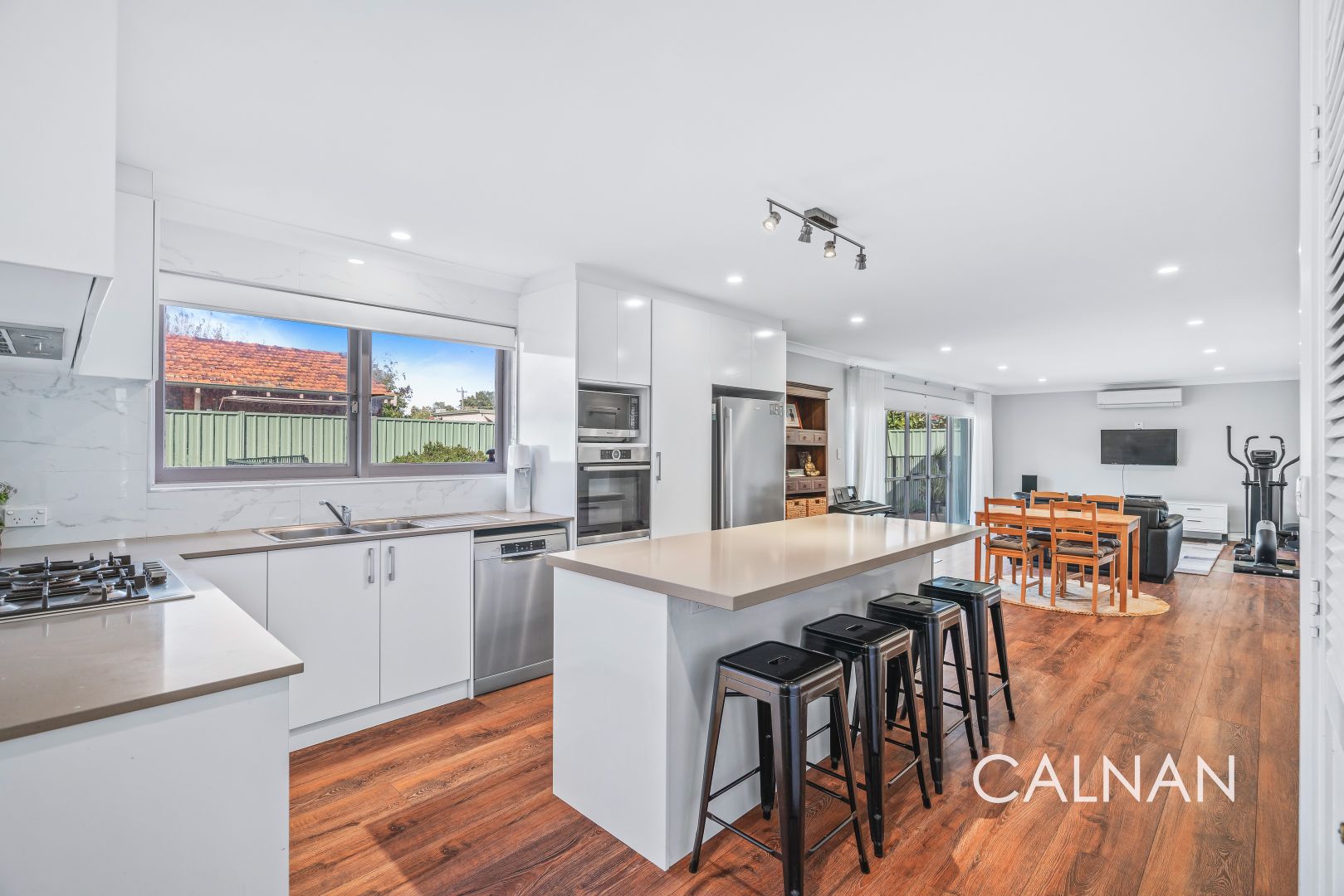 25 Middleton Way, Bull Creek WA 6149, Image 2