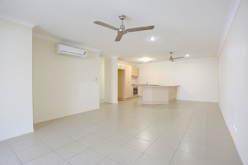 Units 1&2/2 Hyams Way, Blacks Beach QLD 4740, Image 2