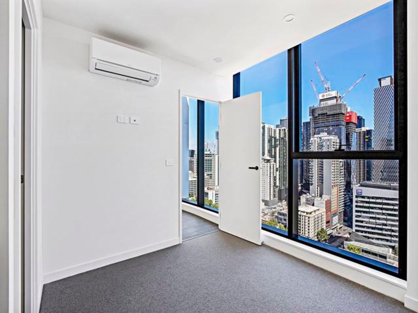 2 bedrooms Apartment / Unit / Flat in 1308/105 Batman Street WEST MELBOURNE VIC, 3003